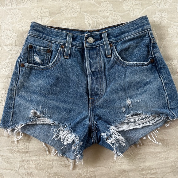 Levi's Blue Distressed Jean Shorts - Picture 1 of 6